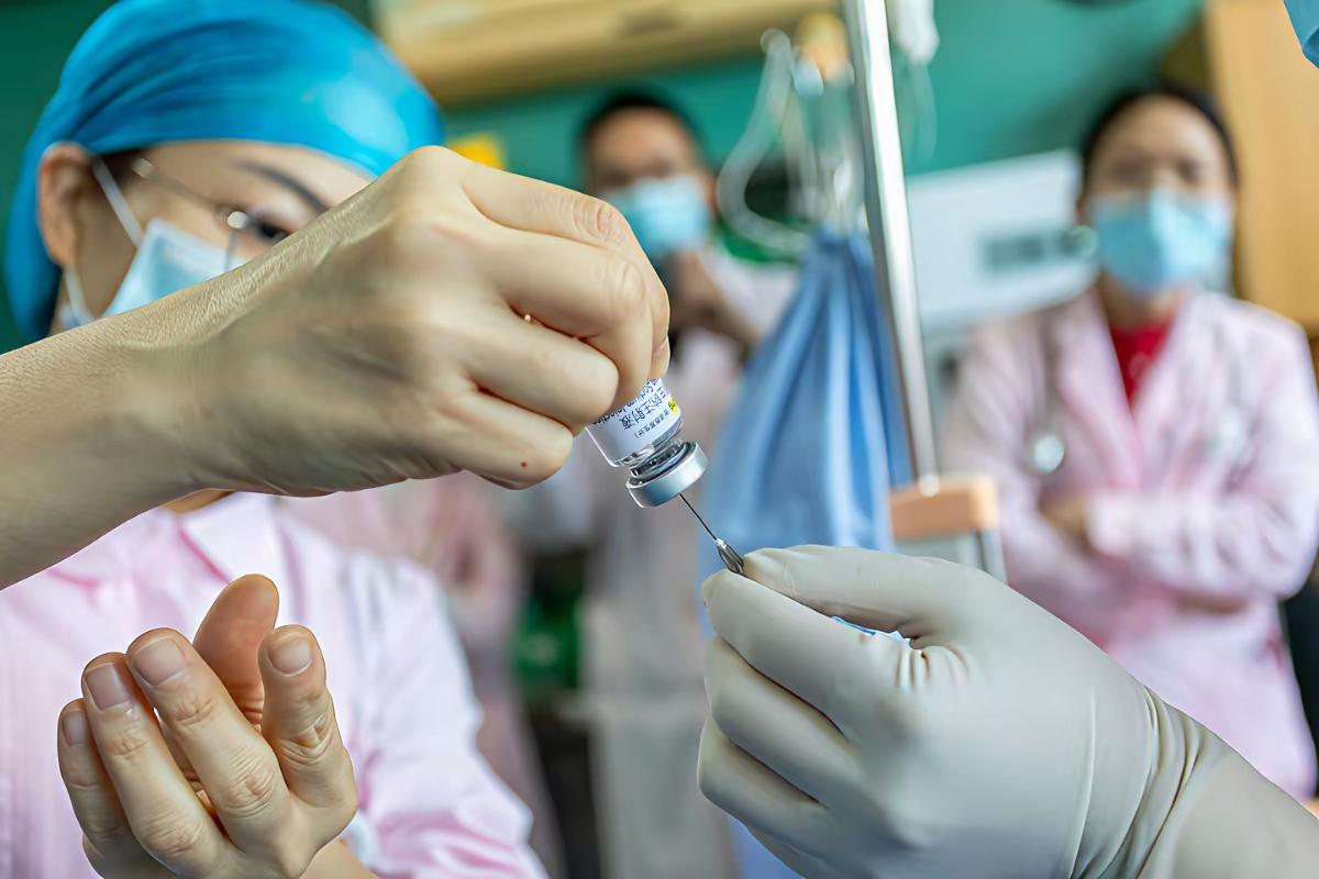 重庆医科大学附属儿童医院真的是草菅人命，治疗儿童脊椎肌肉炎的药经过冷冻后给儿童注