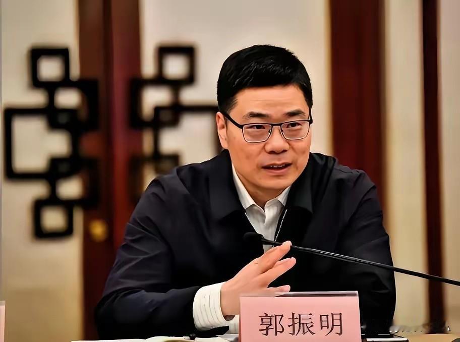 篮协主席郭振明上任后，中国篮球发生了七大重要事件。1、中国男篮夺得亚洲杯亚军。