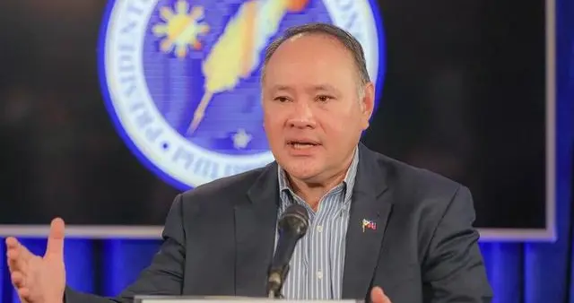 菲防长断联三年不认账, 逼中方先低头掀底牌, 这局赌的是谁?