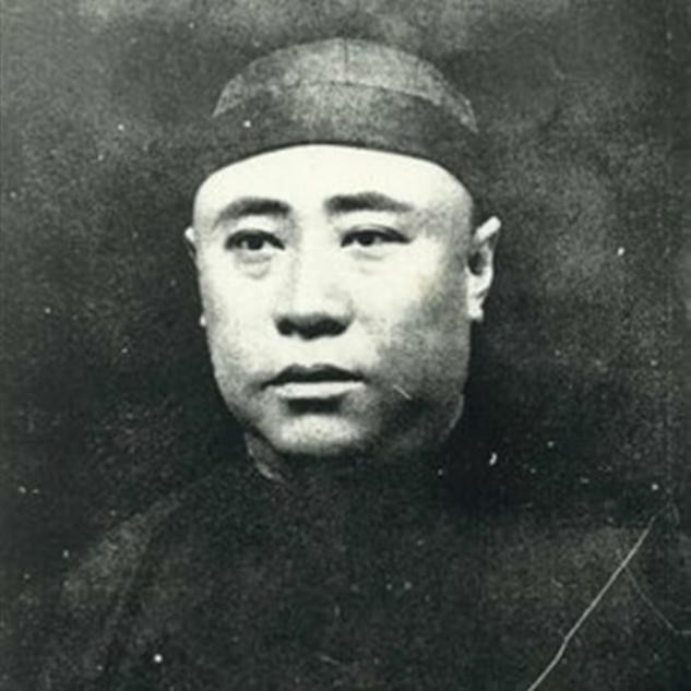 1929年，张学良秘密处决了父亲生前的左膀右臂杨宇霆和常荫槐，晚年时吐露心声：“