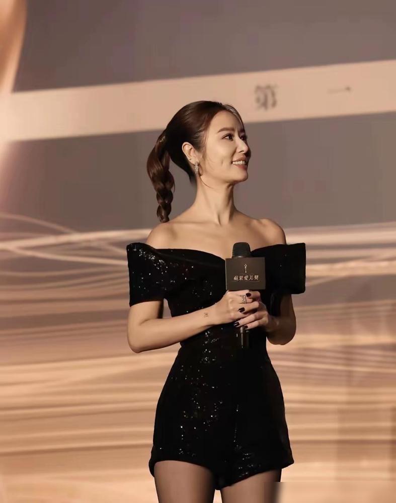 估计现在全网最开心的，就是霍建华了吧，不为别的，只是因为49的林心如出席