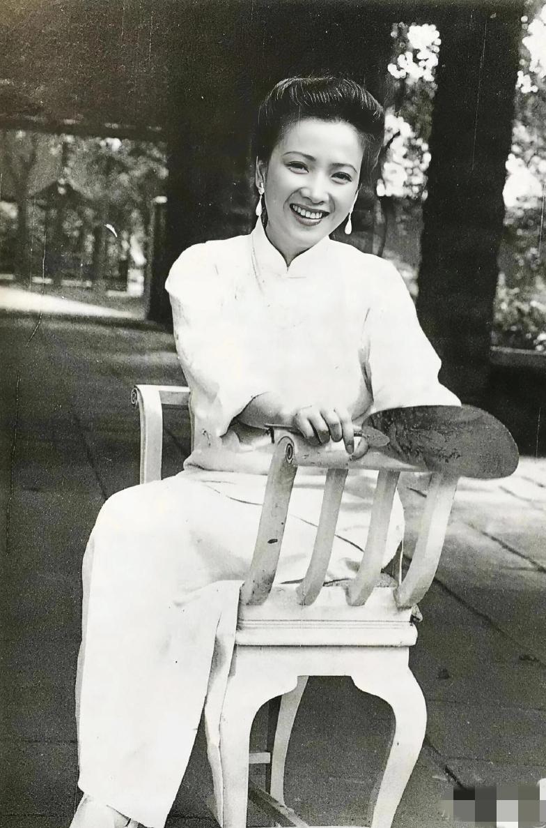 1994年，何晴与电影《风月》中的一重要角色擦肩而过。当时，何晴为电影《风月》