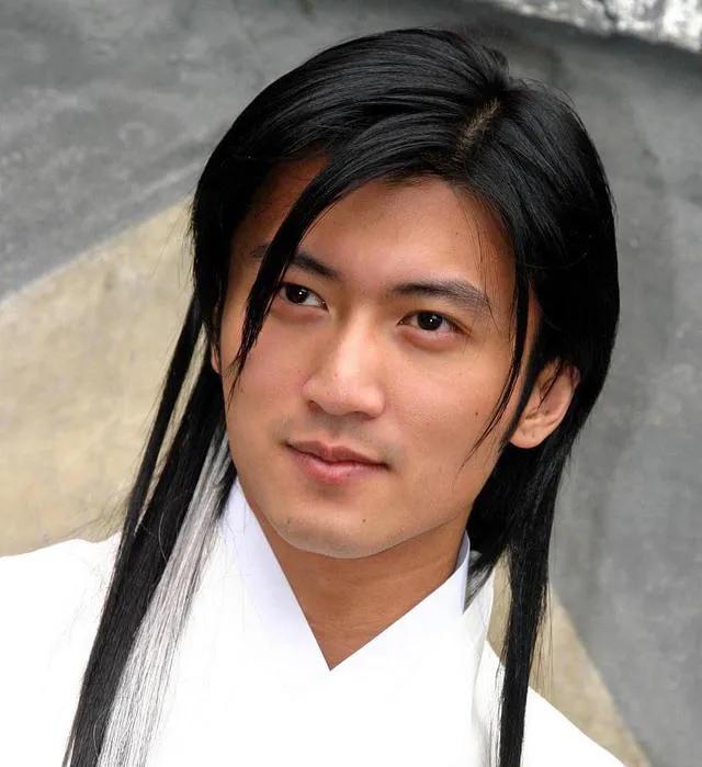 超大明星阵容的电影又来了！一部由著名导演袁和平执导，吴京，谢霆锋，李连杰，梁家