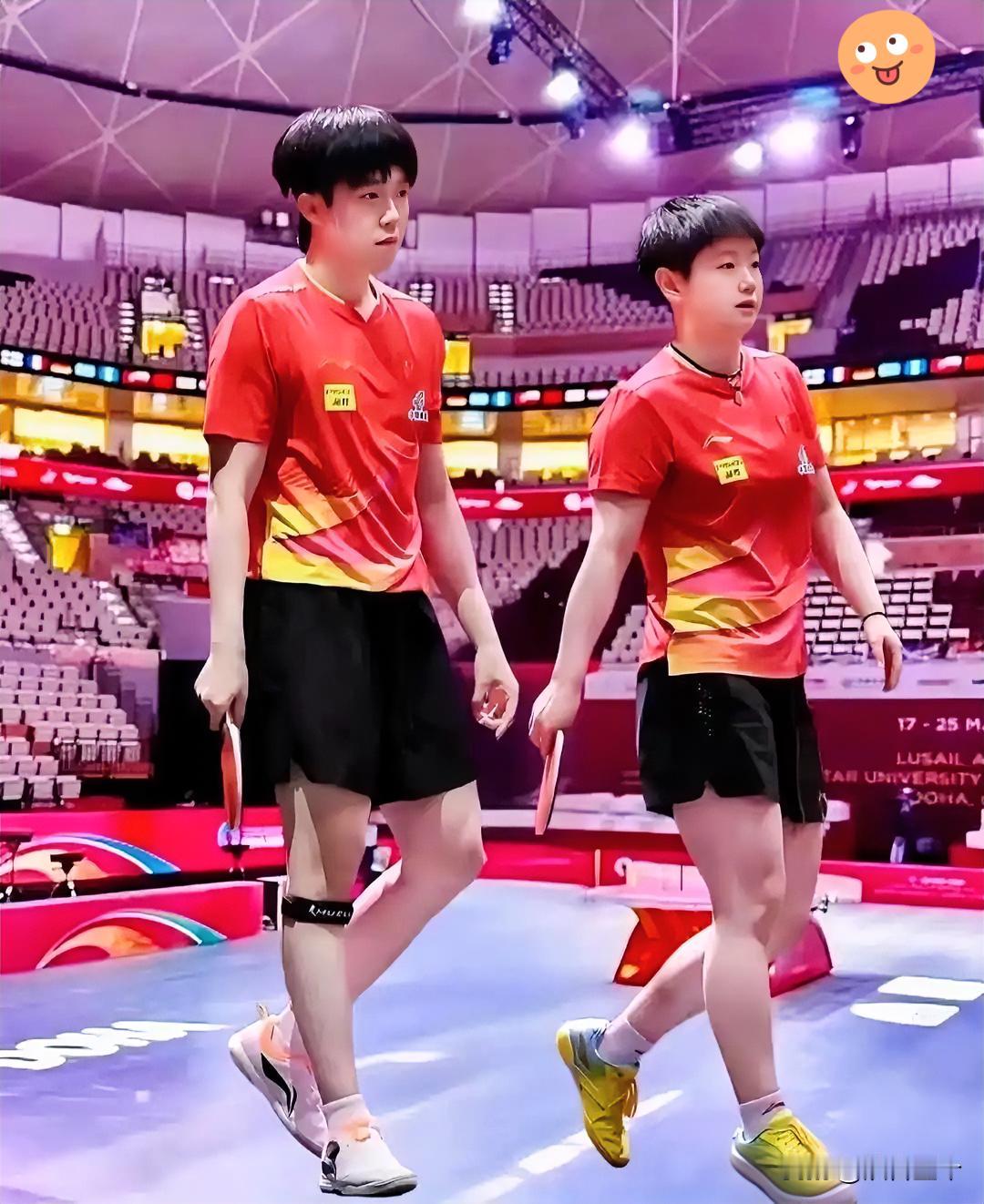 [红脸笑]说真的，每次看到王楚钦和孙颖莎同框，心里总涌上一股莫名的踏实感。