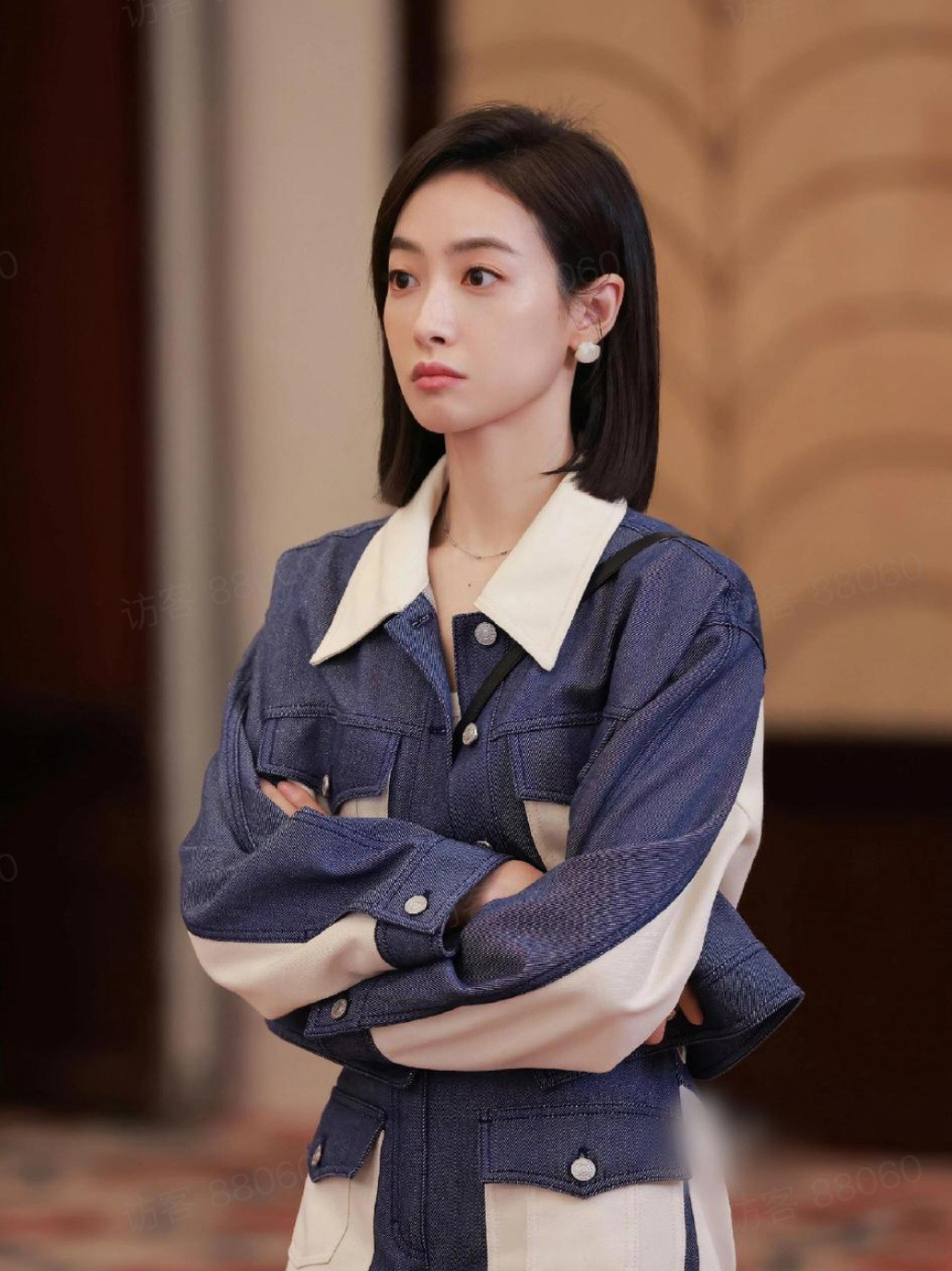 不知道的以为宋茜又有职场剧上新了谁懂宋茜高智感女神的权威性！不愧是我们姐感天菜