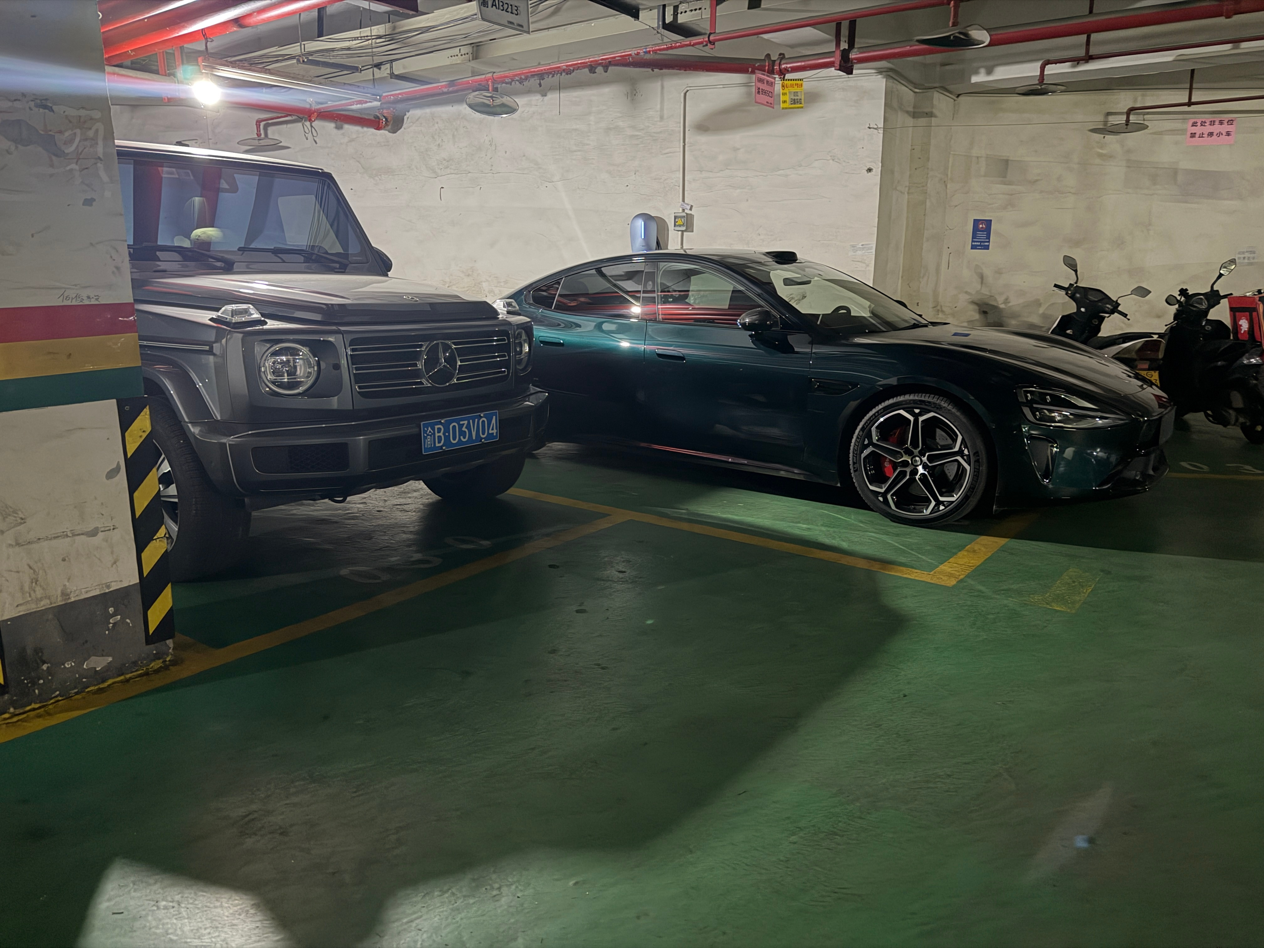 真的大G和SU7绿放一起这感觉啧啧、更能衬托出SU7的帅！