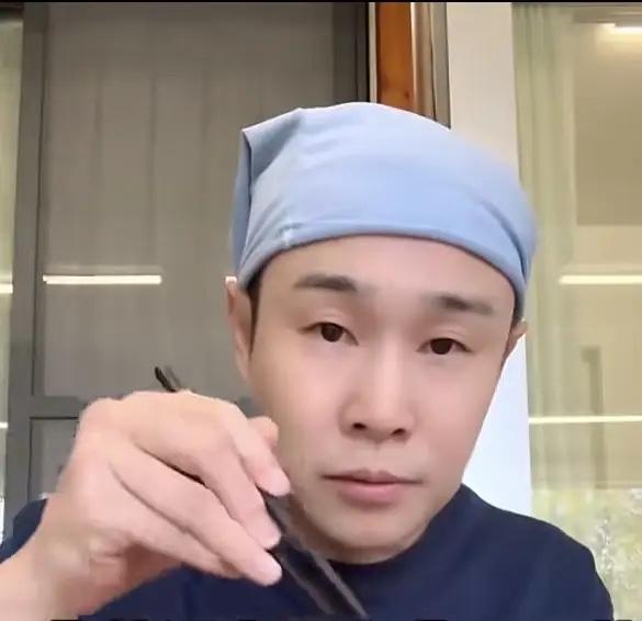 小沈阳《披荆斩棘》秀东北厨艺，排骨炖豆角上桌五分钟被嘉宾吃光。10月14日，