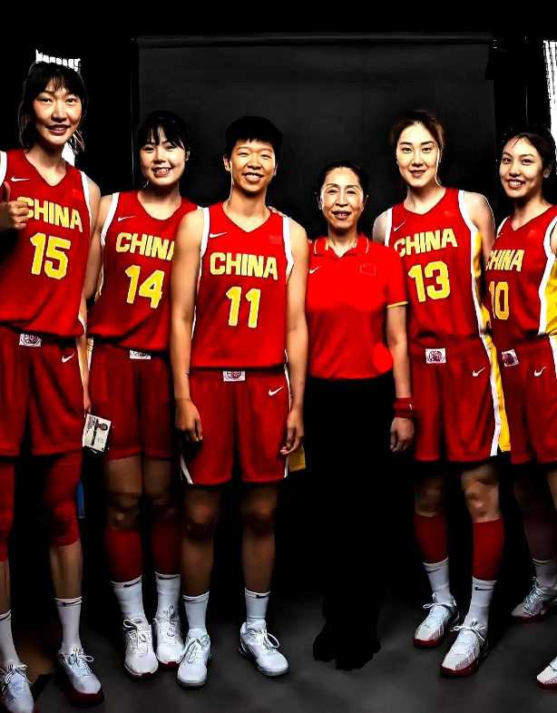 《李梦缺席引爆热议！中国女篮1米88