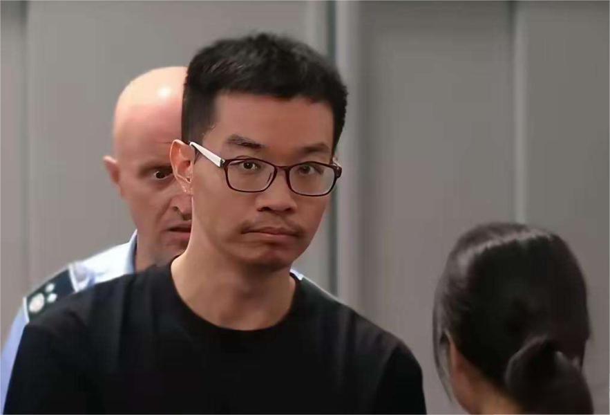 反制奏效，意大利终于顶不住压力，放回了徐泽伟一家！距徐泽伟无端被抓已经过去4