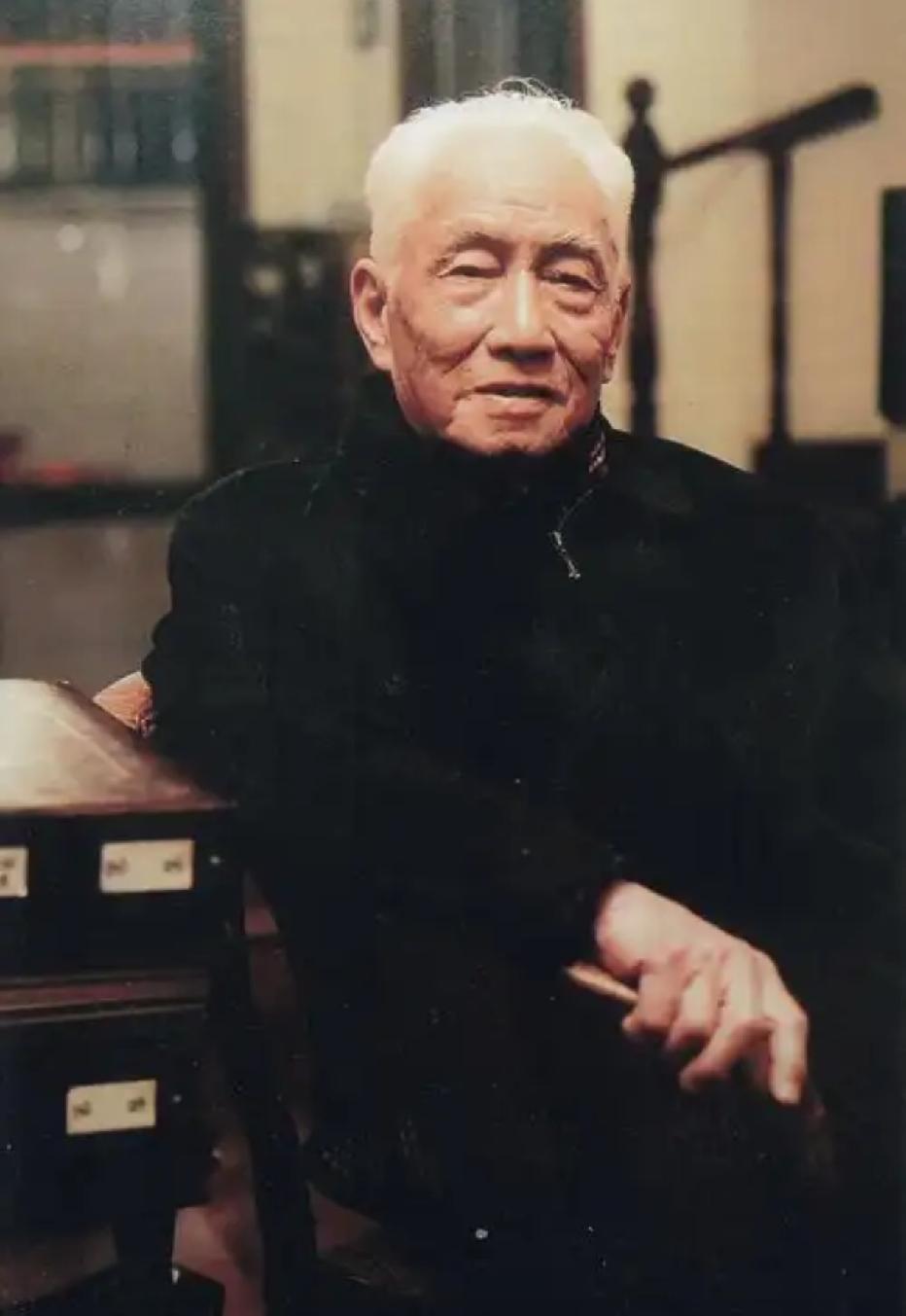 一段很通透的话：“当你老了躺在病床上的时候，你就会明白，其实这个世上，最亲的人，