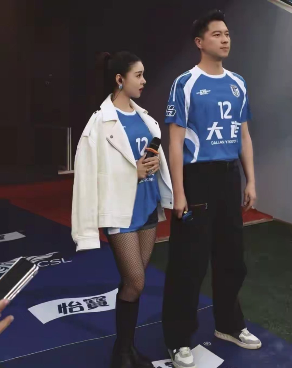 李小萌减肥十斤晒美照身材丰腴网友批不该整容王雷把她宠上天