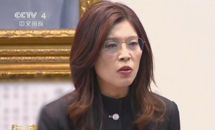 “这边说奉陪到底，那边却被质疑不断交出筹码！”中美之间的较量再次引发关注，台湾问
