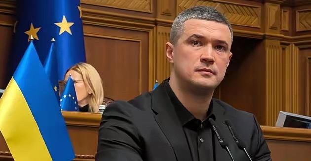 【费多罗夫：目标是每月消灭5万名俄军士兵】​​明天年满35岁的乌克兰防长米哈伊