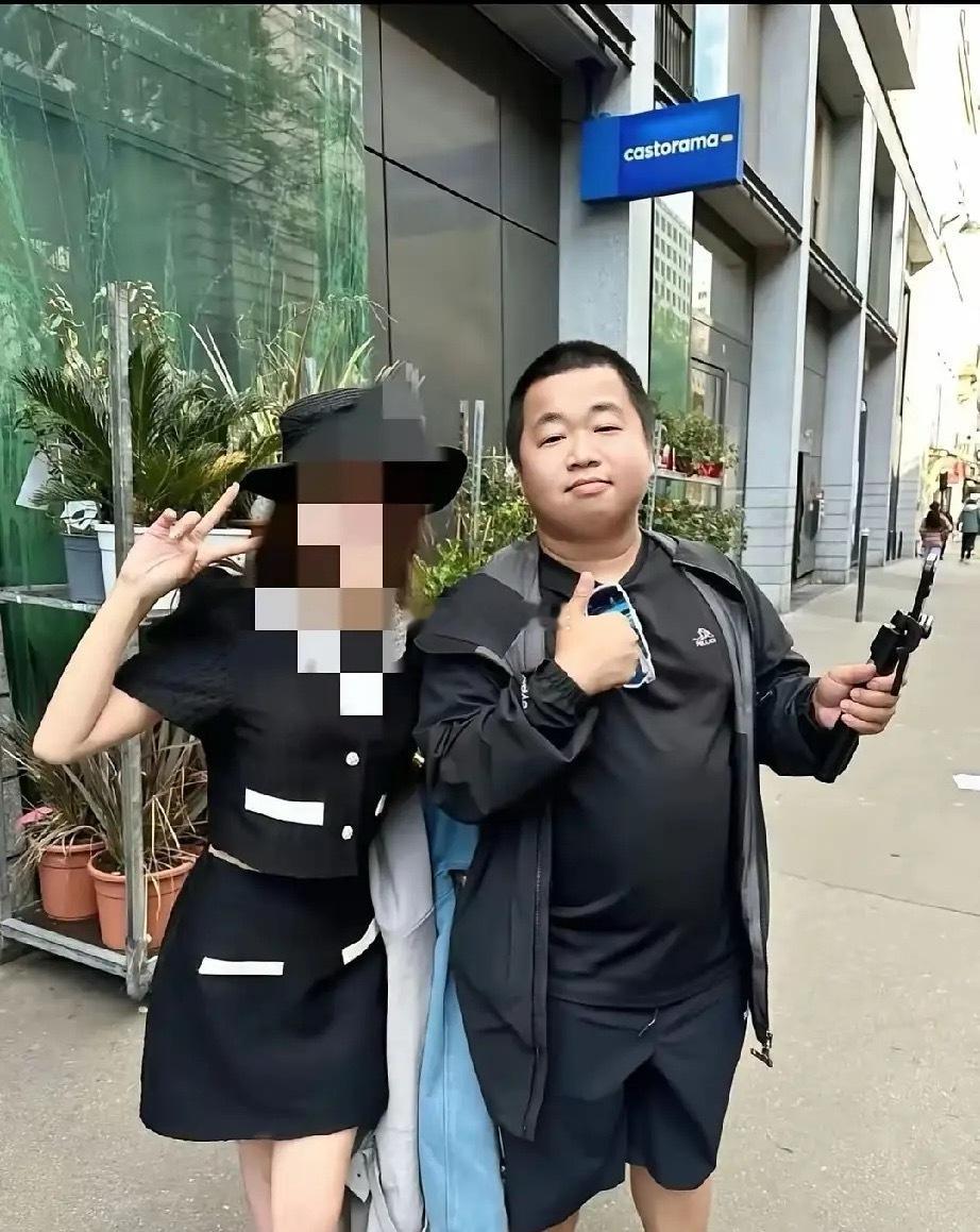 关于南非绑匪收集蓝战非的体液我有三个猜测第一，就是绑匪主动透露的目的，想要伪造证