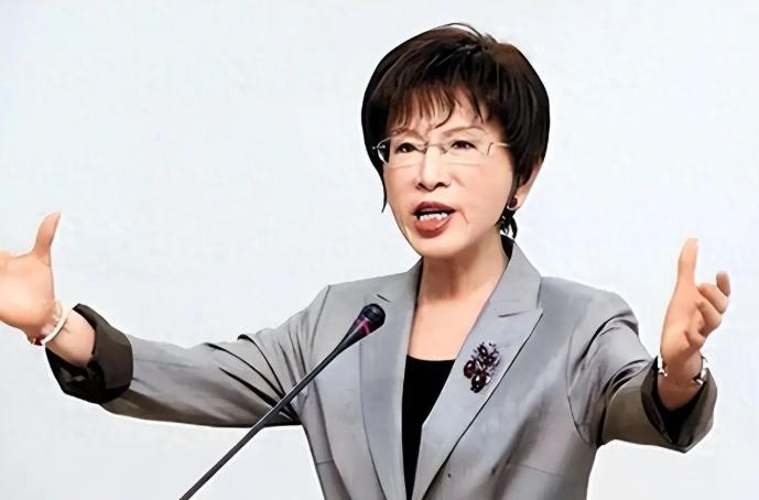 这下好了，全国人民都知道了！洪秀柱公开声称日本是“小日本”，并公开警告：“小