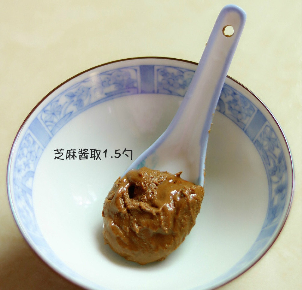 【如何做一份万能的芝麻拌酱】比例掌握好了，味道就成功了一大半~不仅可以做凉拌菜，