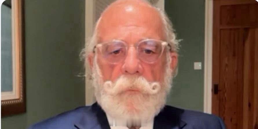 美国政坛曝出惊天猛料，特朗普前御用律师实名举报：特朗普认知彻底崩了，还被人利用要