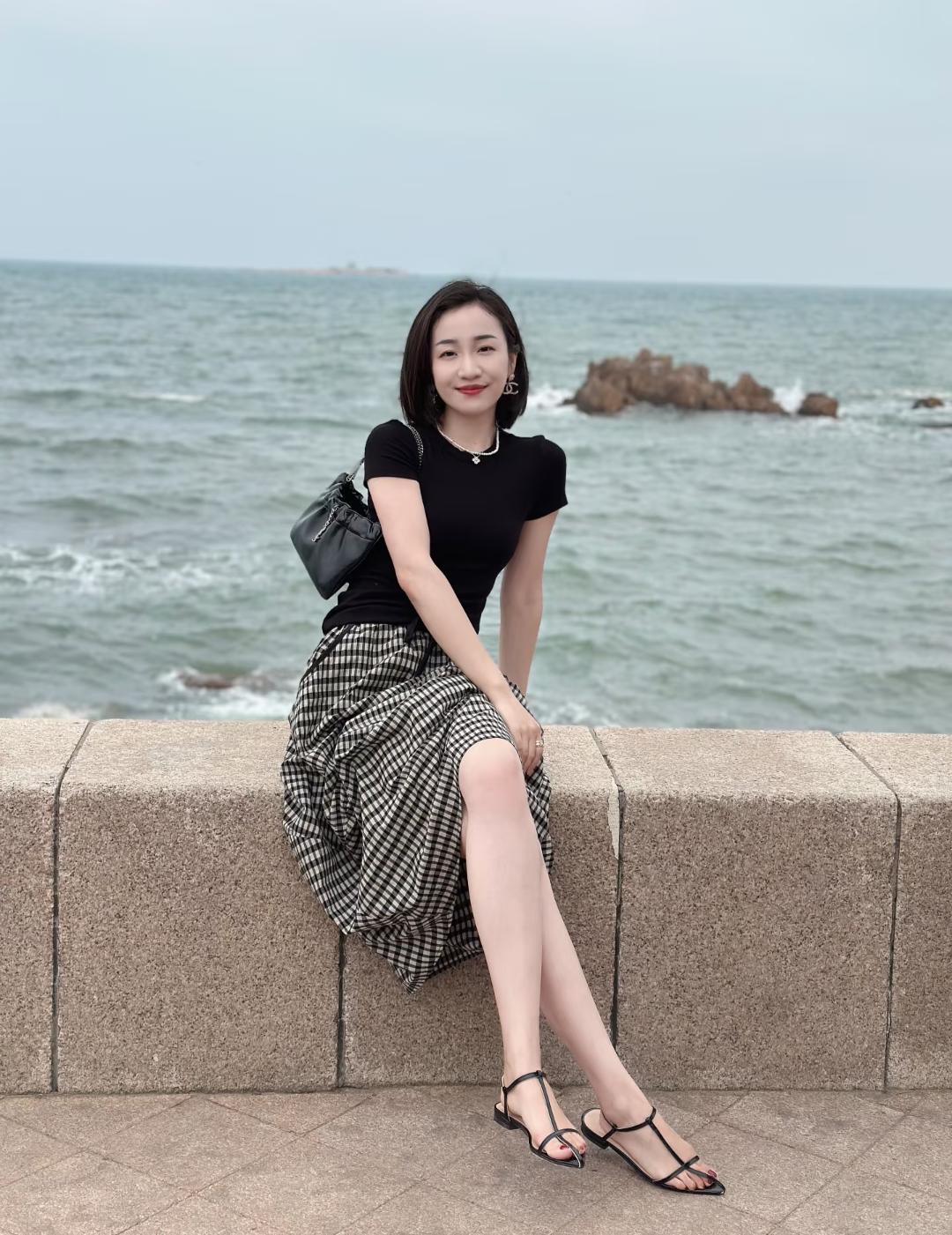 二十年没联系的高中同桌突然来电，开口就问能不能帮她石油大学毕业的儿子进油田，握着