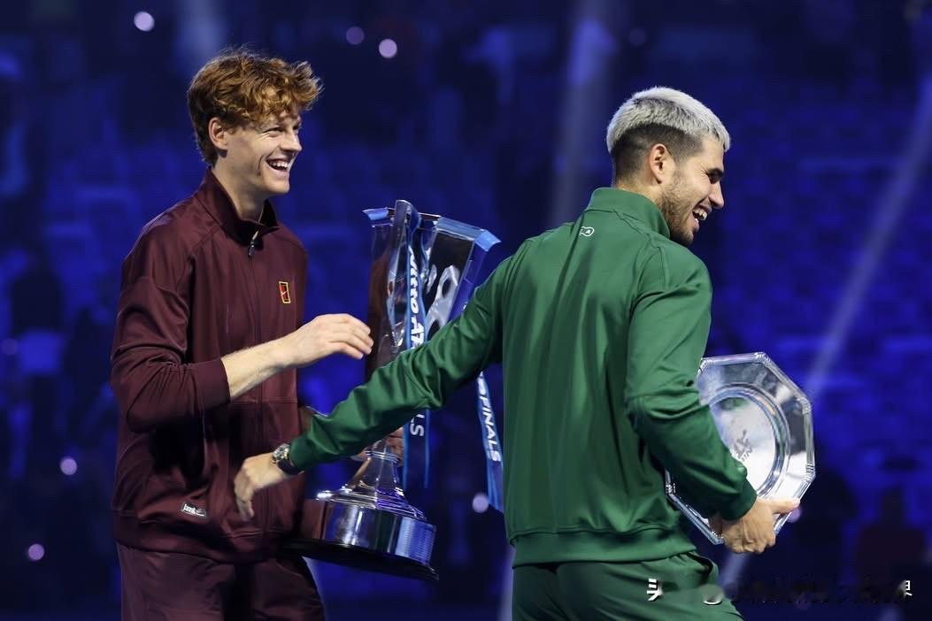 阿尔卡拉斯在年终总决赛决赛输给辛纳，这大概是我看球生涯中，面对支持的选手失利时最