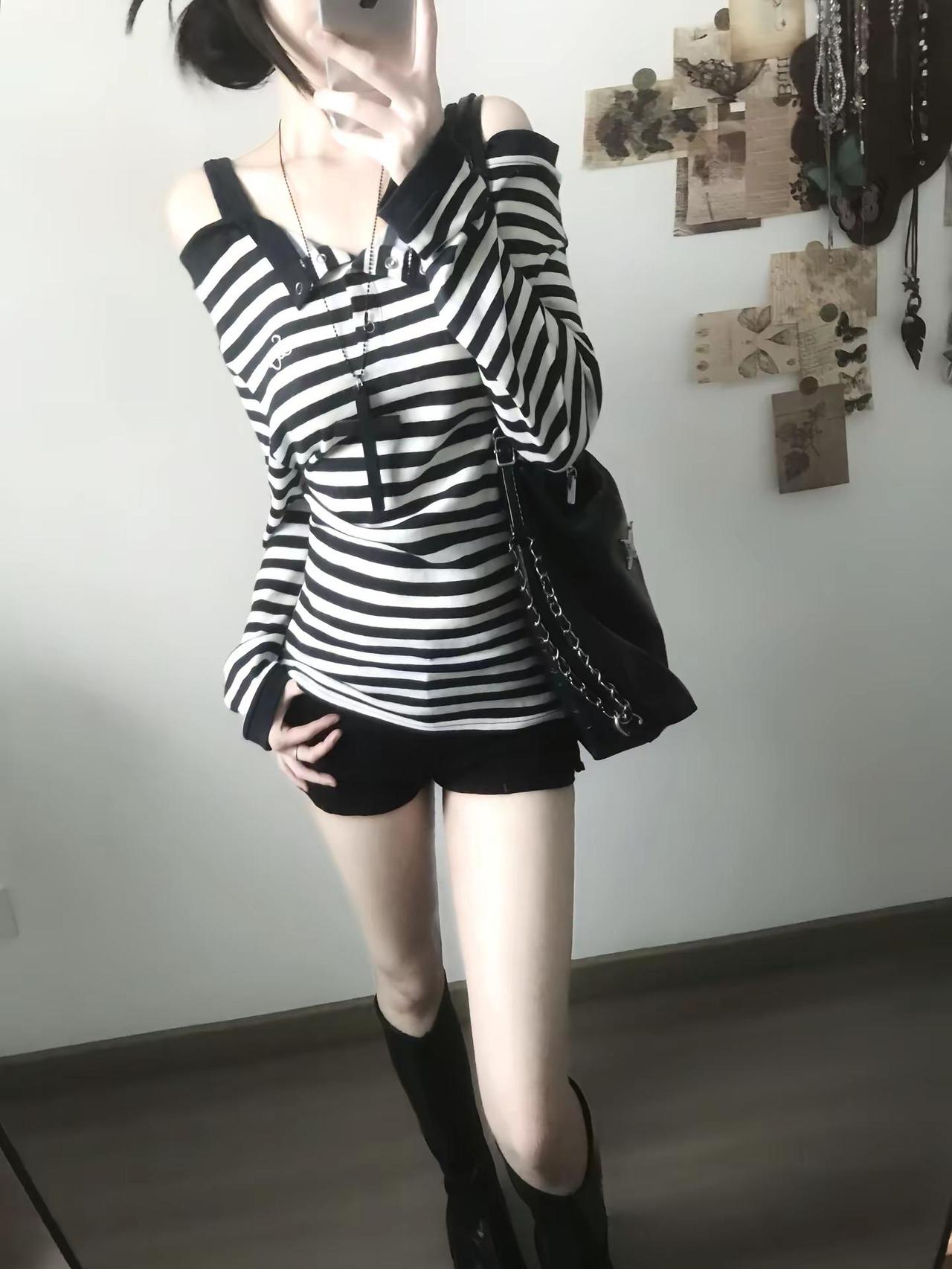 当我迷恋古早味穿搭..初秋穿搭古早辣妹日记一周穿搭不重样
