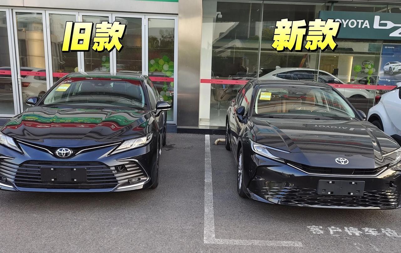 凯美瑞的前脸中期改款，一直被很多人吐槽并不成功！侧面线条和前脸显得极不协调，如果