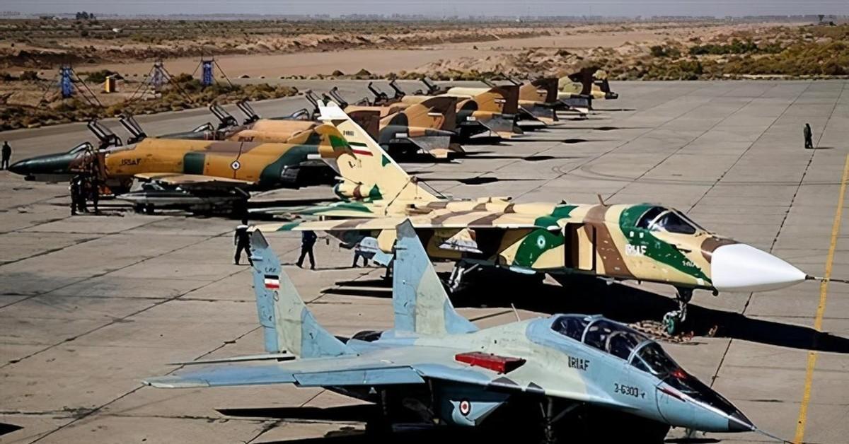 狂轰滥炸整整30天，老美本以为把伊朗空军直接炸回了石器时代。结果停火协议刚签完，