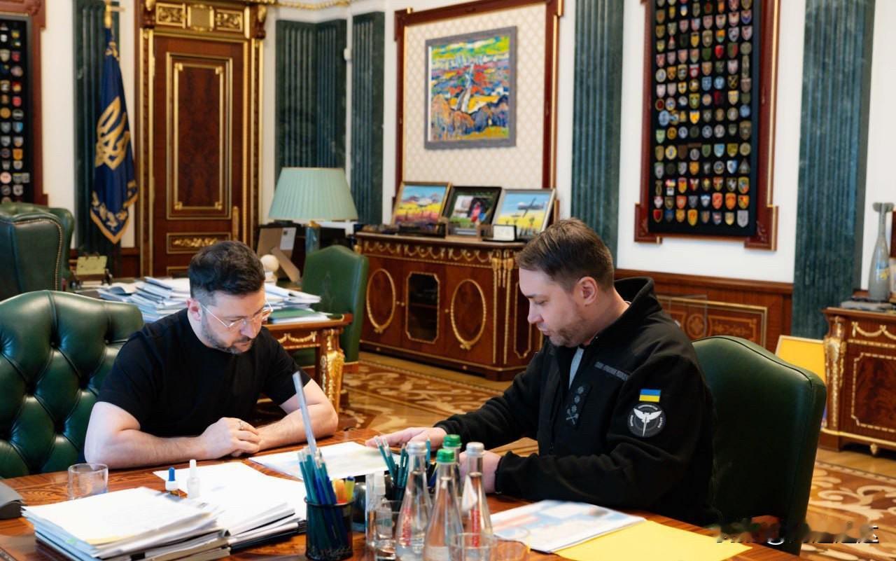 泽连斯基提议任命乌克兰国防部情报总局GUR局长基里尔·布达诺夫为乌克兰总统办公厅