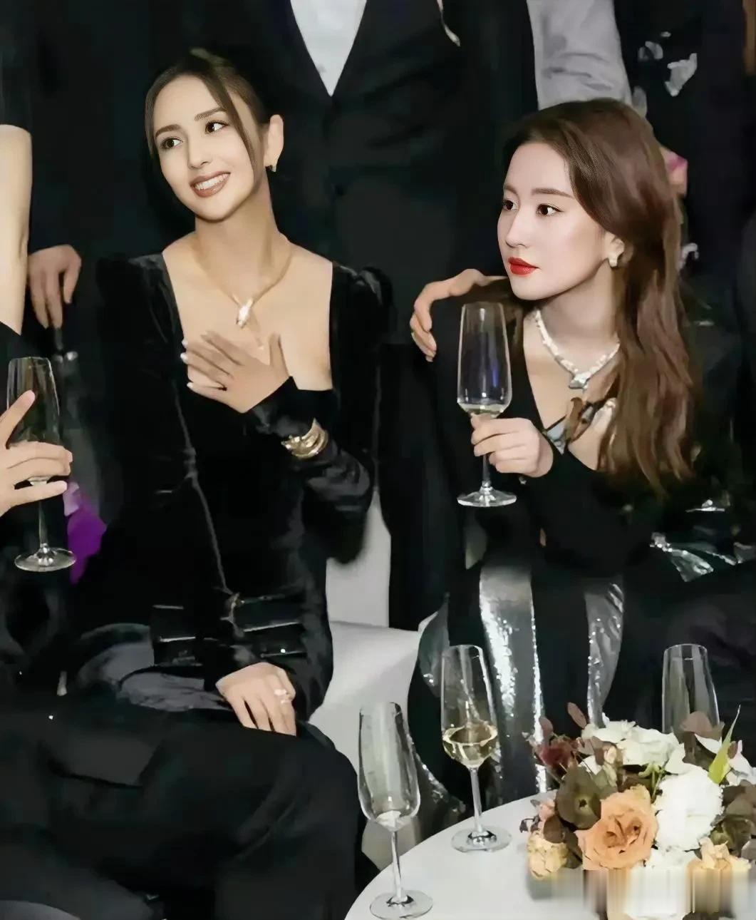 刘亦菲和佟丽娅同框，谁更靓？