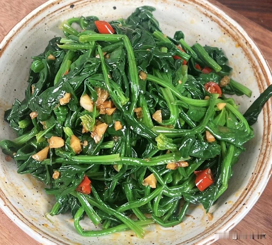 蔬菜中的养肝第一名，碰到了多买2斤！清肝火养气血，越吃身体越健康，越吃越漂亮养