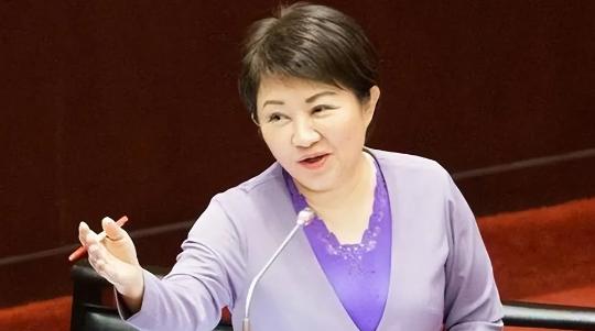 卢秀燕彻底倒戈赖清德，若当选国民党主席，国民党就凉凉了！现在台湾可以说是内忧外患