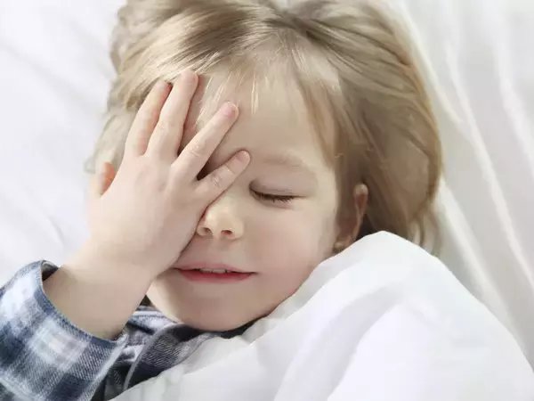 小孩发烧怎么办 5大物理降温方法助缓解