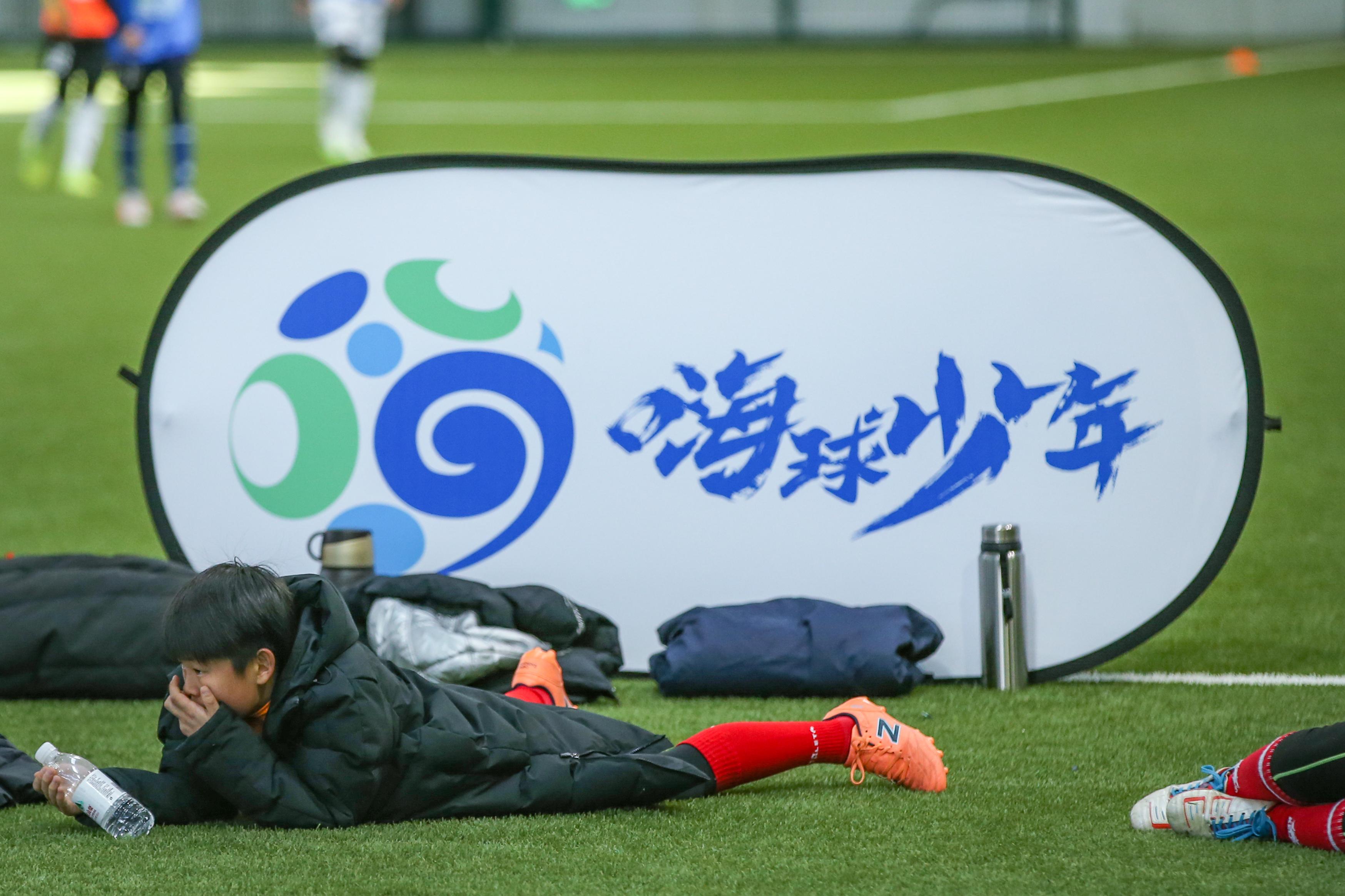 张卓毅家长: 没有其他俱乐部参与其中;心理接受5万解约金