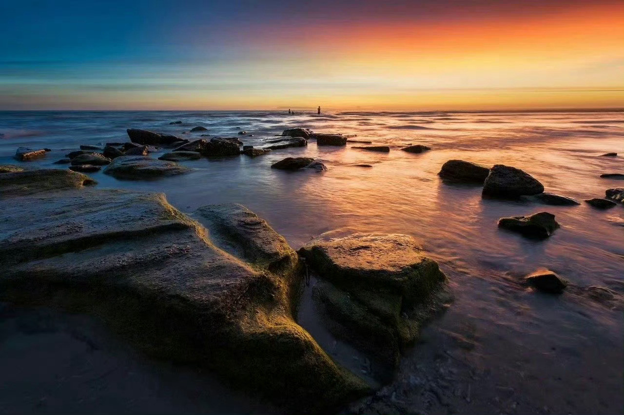 广西·涠洲岛，有着如油画般的美景，让人一眼就爱上！