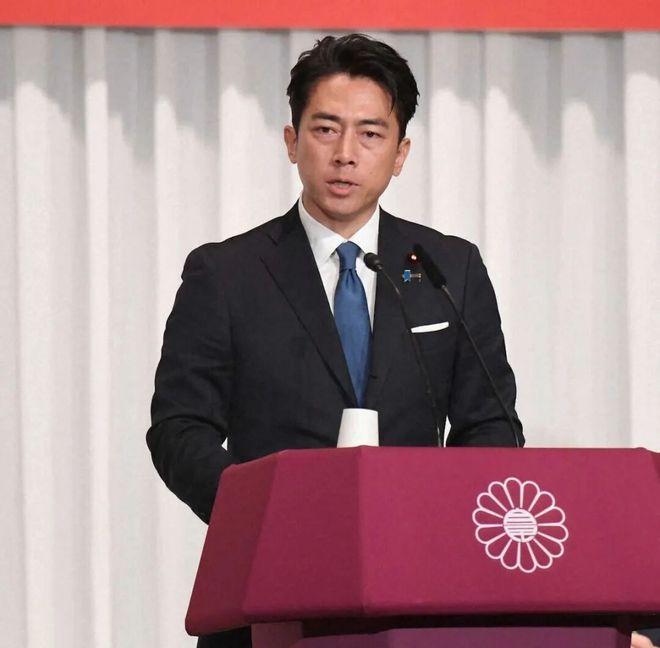 远水救不了近火！小泉进次郎以为打通了赫格塞斯的电话就能买到保险？天真！当火控雷达