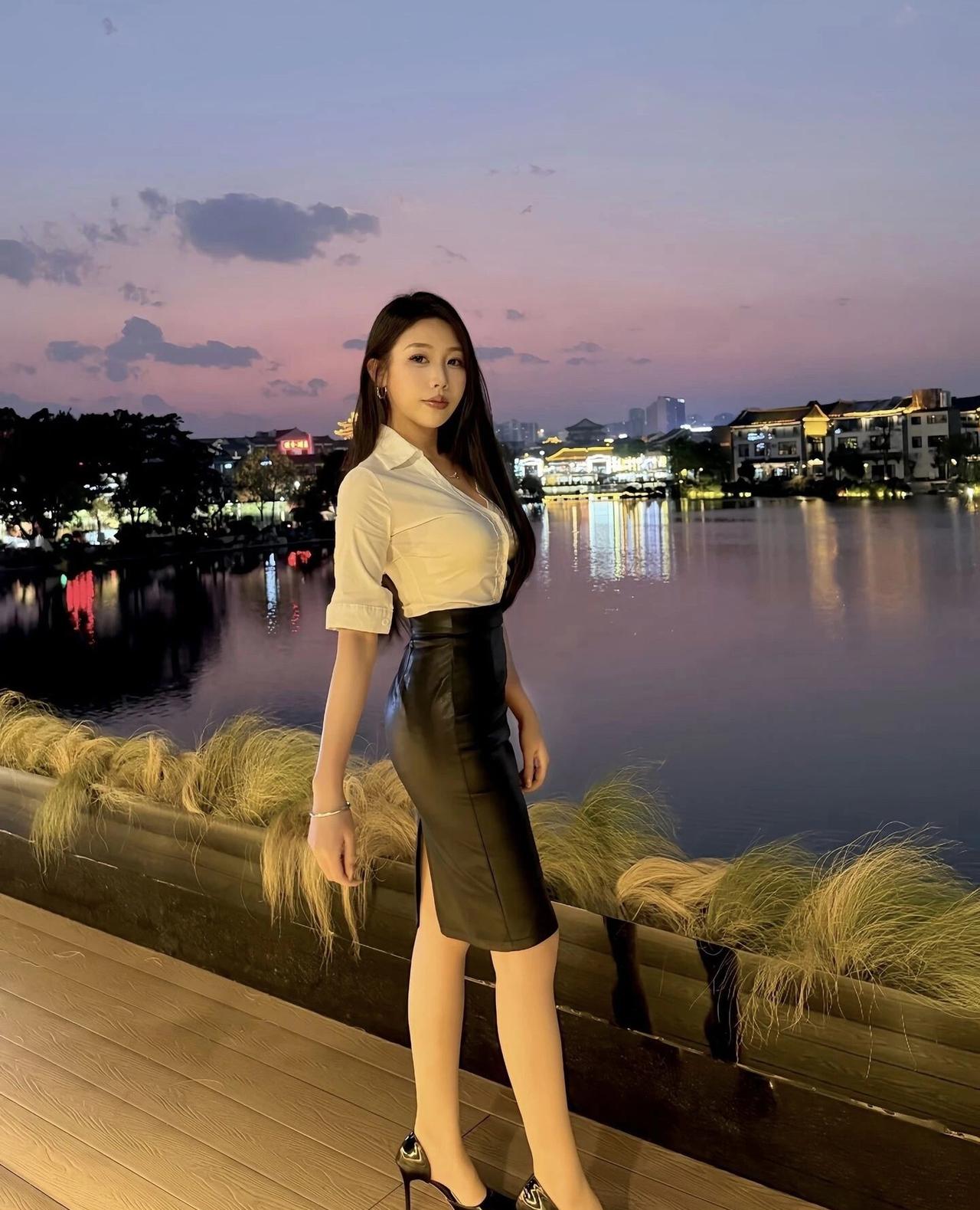 用镜头记录生活的美春日生活打卡季理想春季穿搭＃城市夜景＃