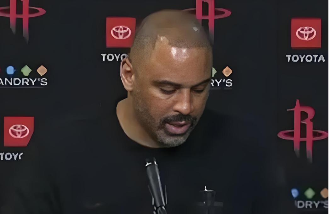 开骂了，直接狂喷裁判是软蛋，火箭输了，乌度卡你冷静点！火箭今天输给实力并不强的