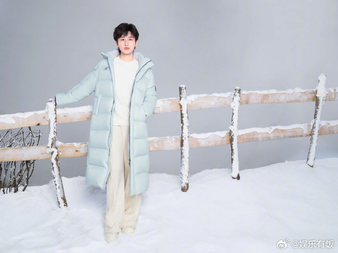 京东成毅同款羽绒服减300降温天终于等到心软的优惠！成毅同款羽绒服直接减300