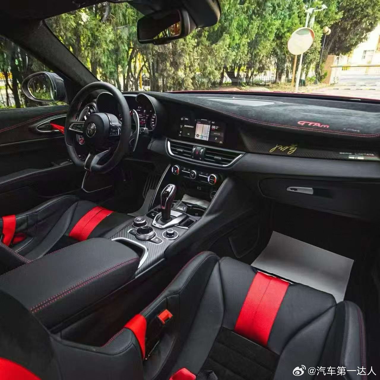 阿尔法罗密欧GTAm，22年八千多公里，带签名、寻伯乐​​​