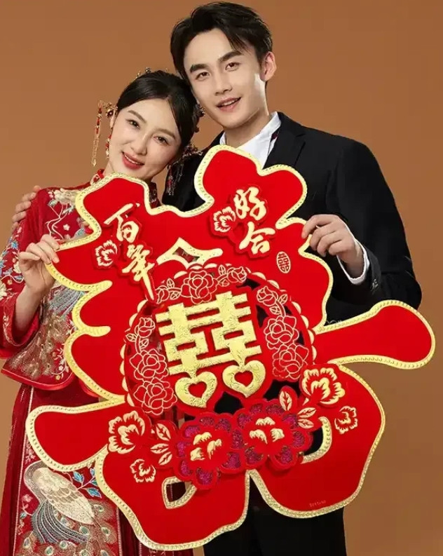 婚礼走样了！现在的年轻人，连婚庆公司都“卷”不动了？昨天，一个婚庆公司的朋友