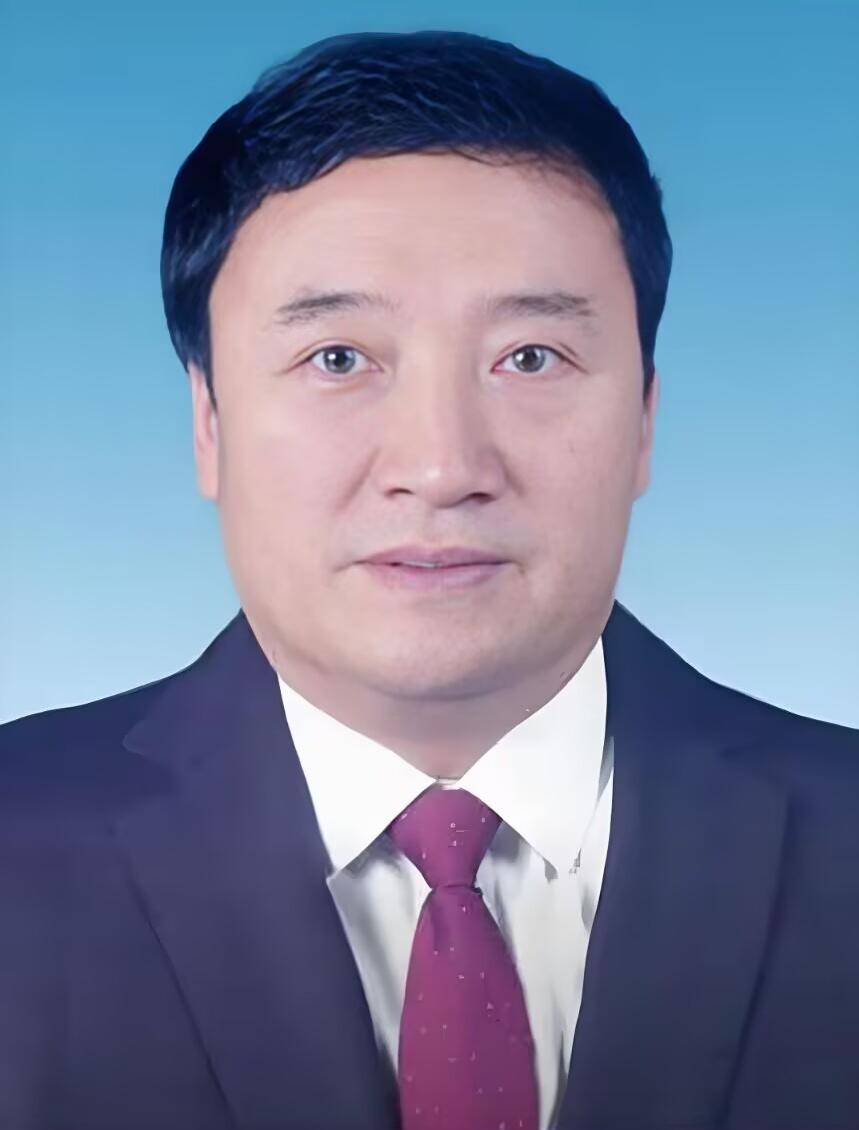 太讽刺了！刚拿完国家级大奖，退休没几年还是没能躲过。今天5月14日云南楚雄反