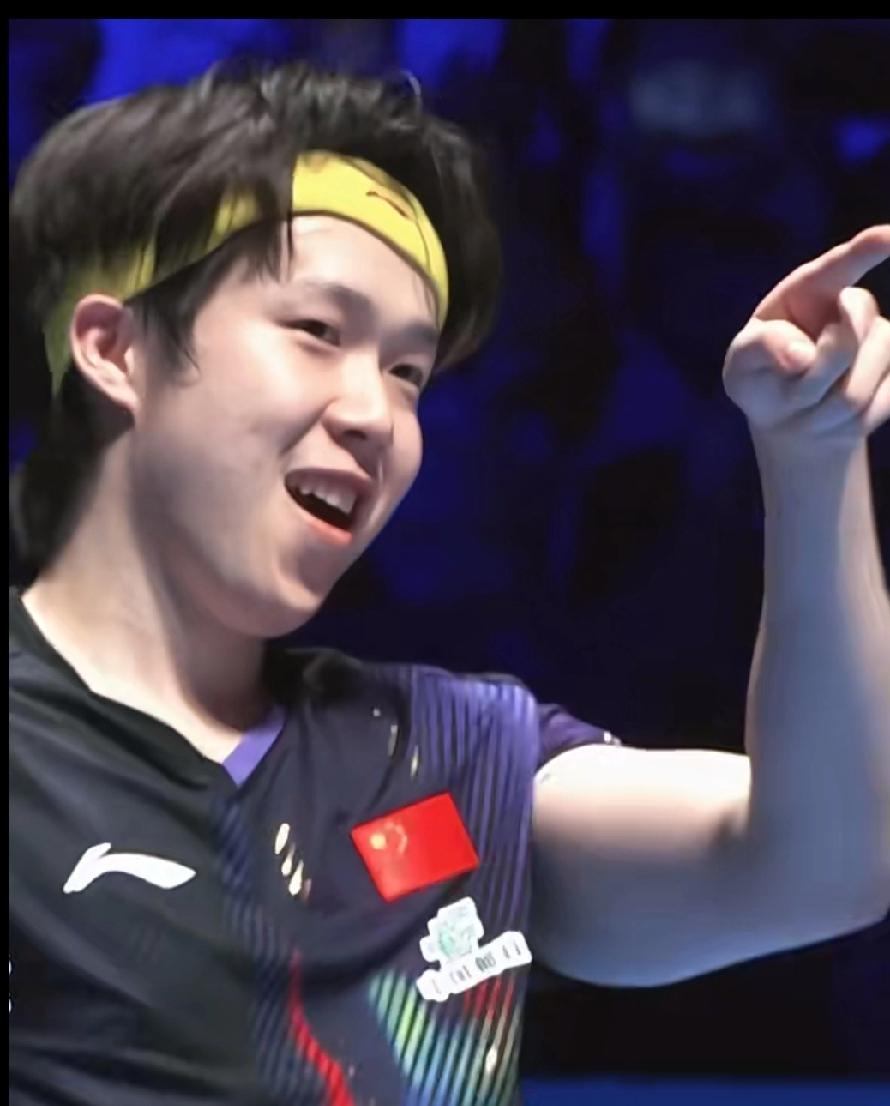 澳门世界杯1/4决赛封神！王楚钦1-3绝境翻盘4-3逆转，和莎莎上演同款惊天逆转