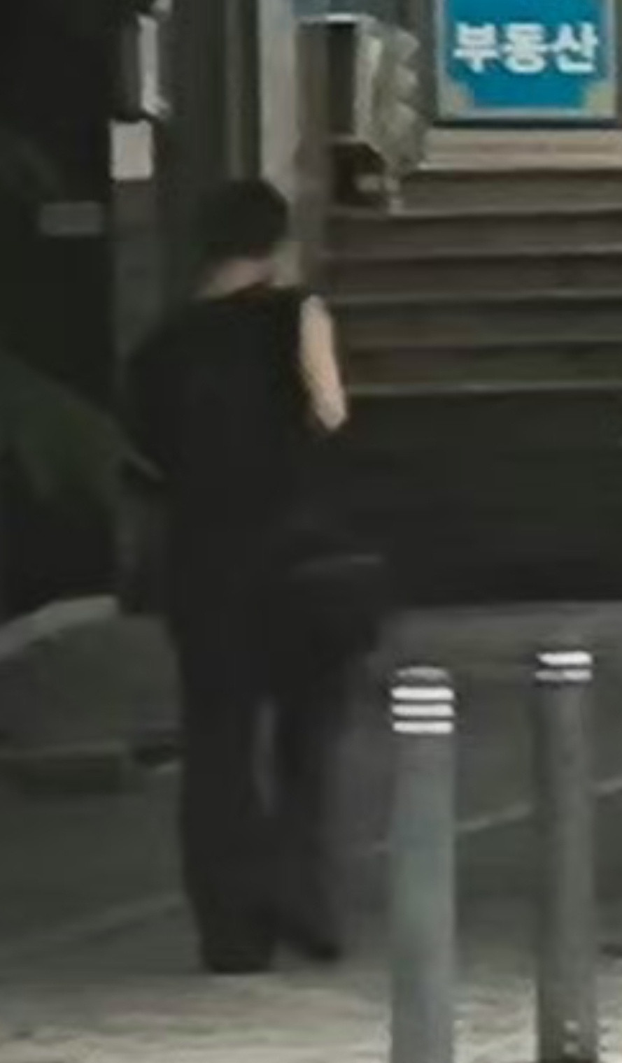 就是狱狱吧。。。整天去公司打卡wki到底在憋什么屁不放我爸爸出来我真是不懂了
