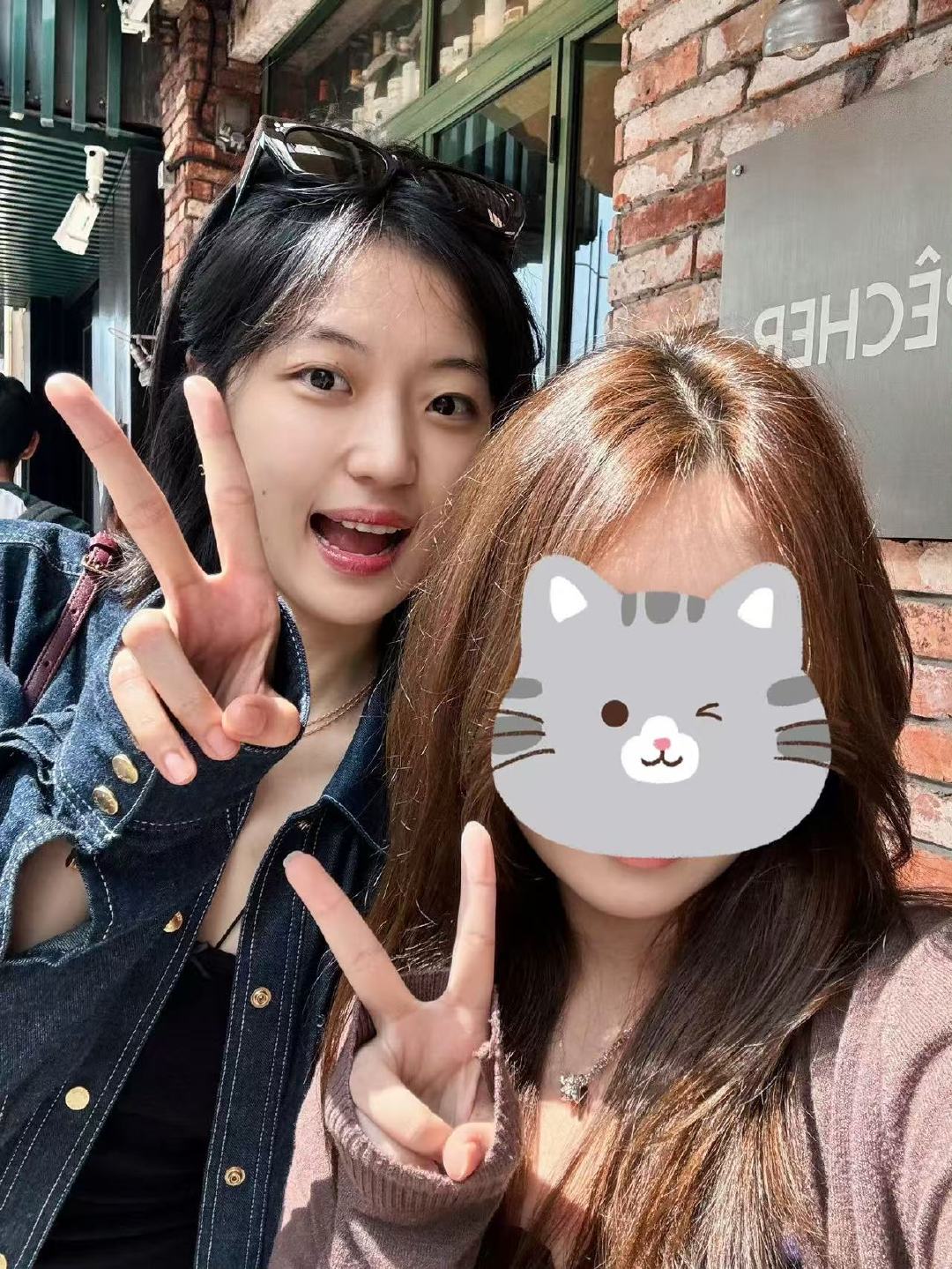 上海偶遇孙千偶遇孙千喝咖啡啊啊啊啊还合照了