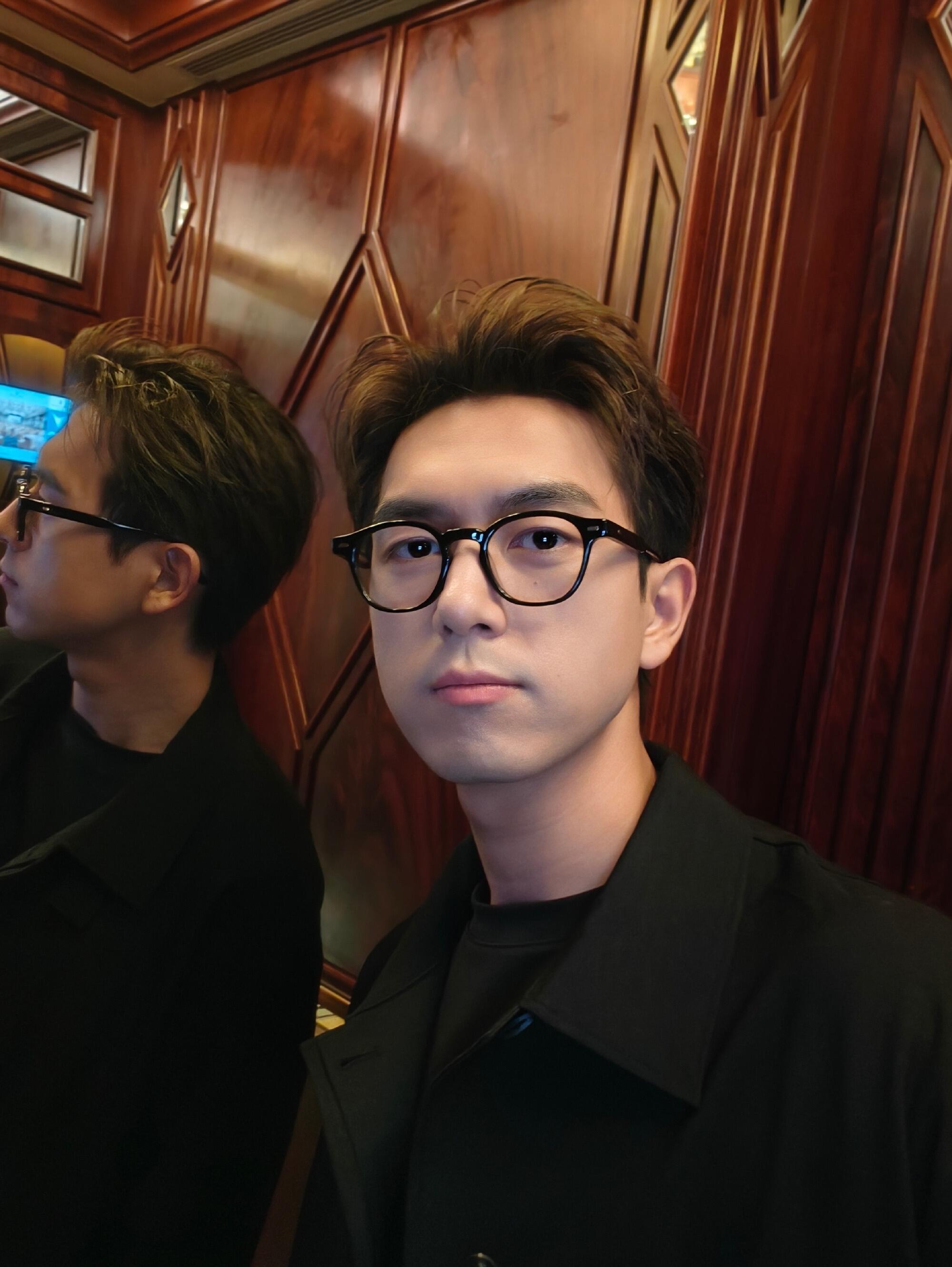 李现生日博文太戳心！内核不变的热爱最动人💖刷到李现的生日博文直接破防了！字里