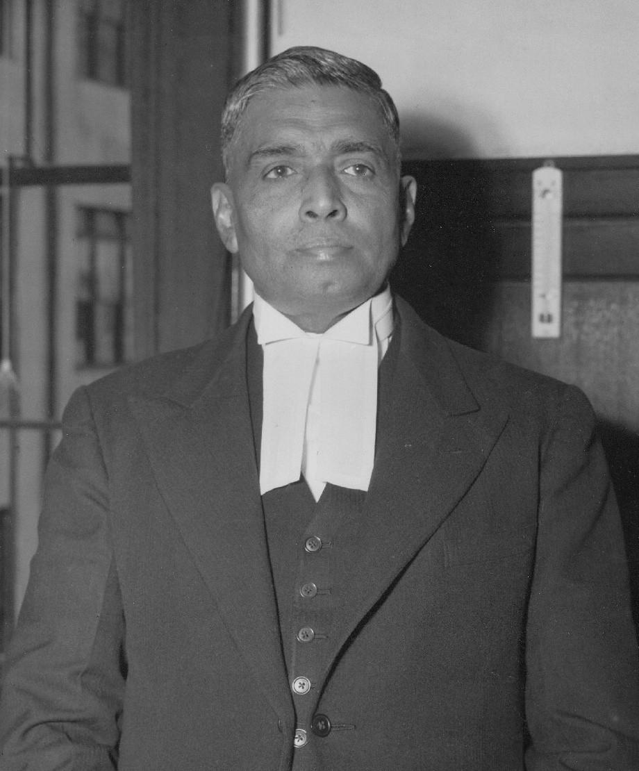 🌞1946年东京审判的时候,唯一一个全程投反对票,认定日本战犯全部无罪的法