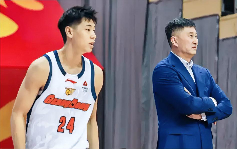 回看广东宏远完全体的这几场比赛，如果不作出这3点调整，将会止步首轮！1:裁掉