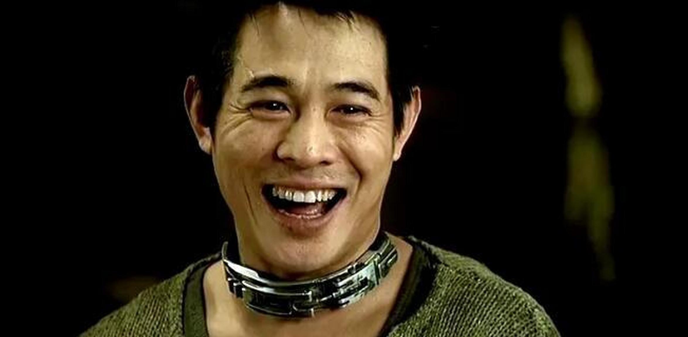 成龙栽过。不止一回。头回去好莱坞，人家让他走廊干等三钟头，进去打一套拳，摆摆手说不行。回香港好几年，