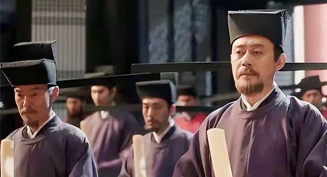 王安石为什么不监督执行变法的官吏？王小波在很多年前曾经提到过一个问题，叫做花
