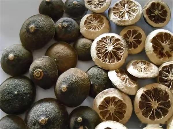 讲讲枳壳与枳实​中药材枳壳是一味行气药，为芸香科植物酸橙，及其栽培变种的干燥未成