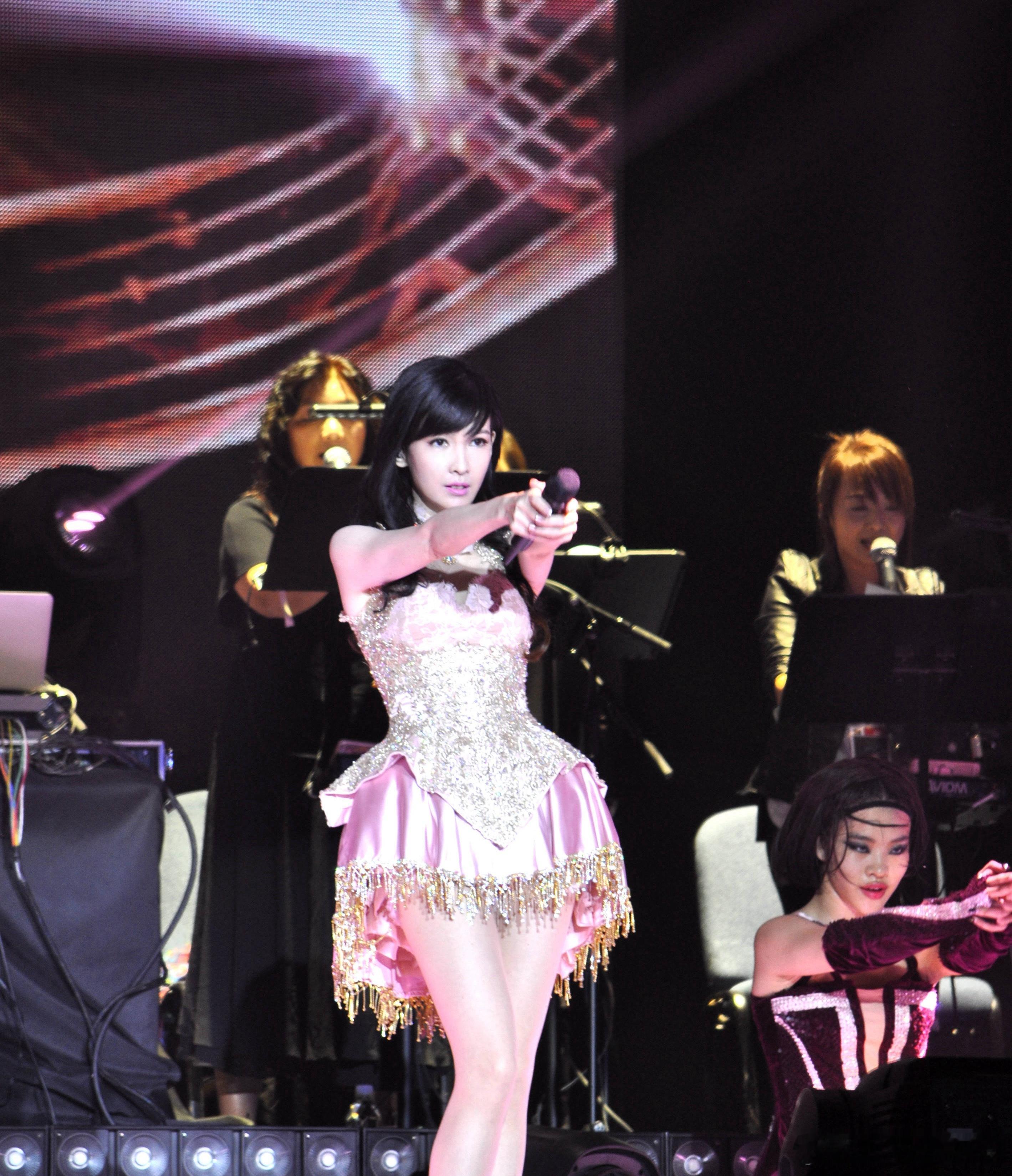 我十分喜欢周慧敏